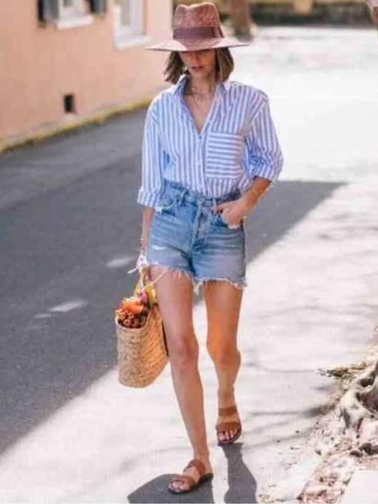 Agolde Pants - NEW Agolde Dee Denim
Shorts Ricochet Blue size 26
Jean Shorts NWT.   1